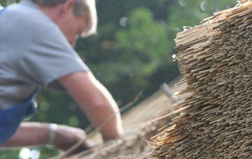 professional Hammoon thatchers